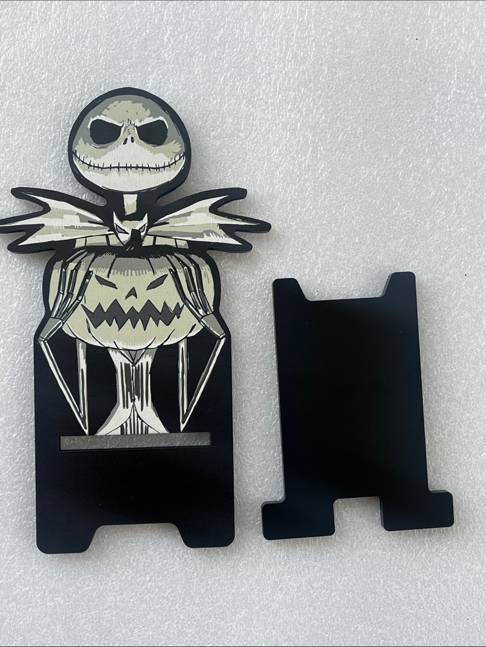 Disney Jack Skellington Black and Cream Phone Stand - Picture 9 of 10